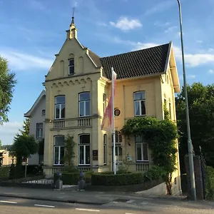 vakantie-appartement-villa-diana.valkenburgaandegeul-hotels.com/